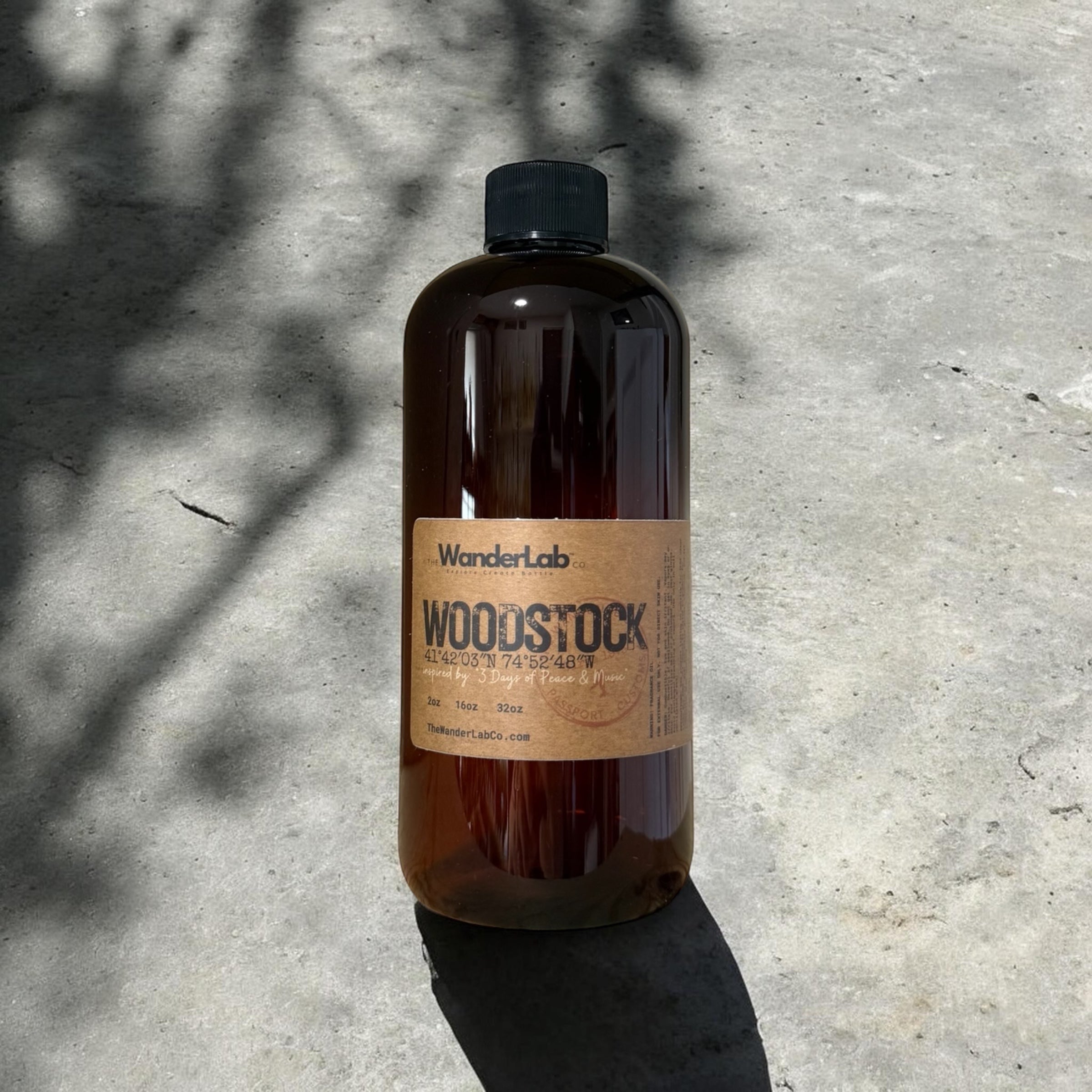 16oz bulk Woodstock fragrance oil for small business supplies and professional crafting.