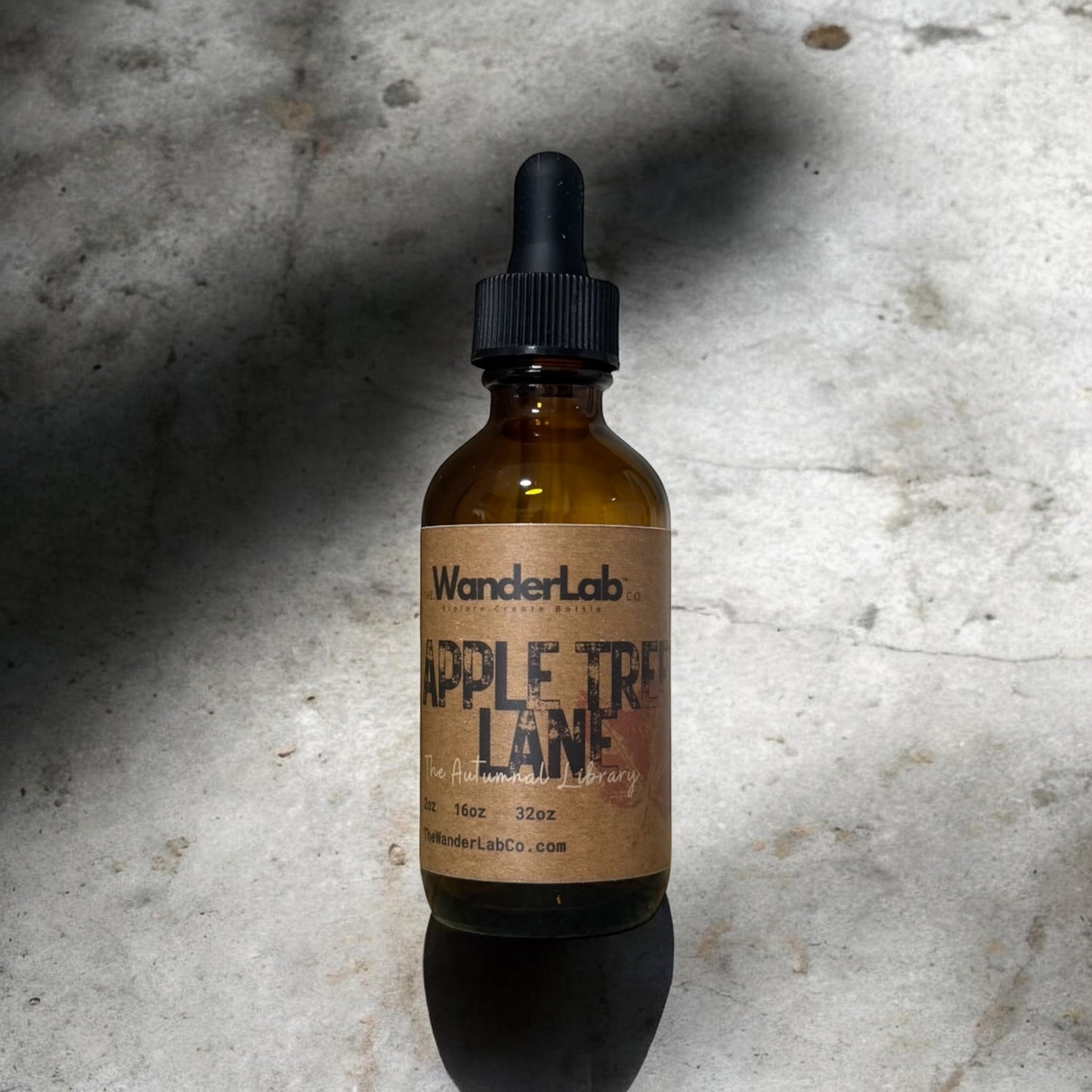 2oz sample size Apple Tree Lane fragrance oil for professional soap and candle makers.