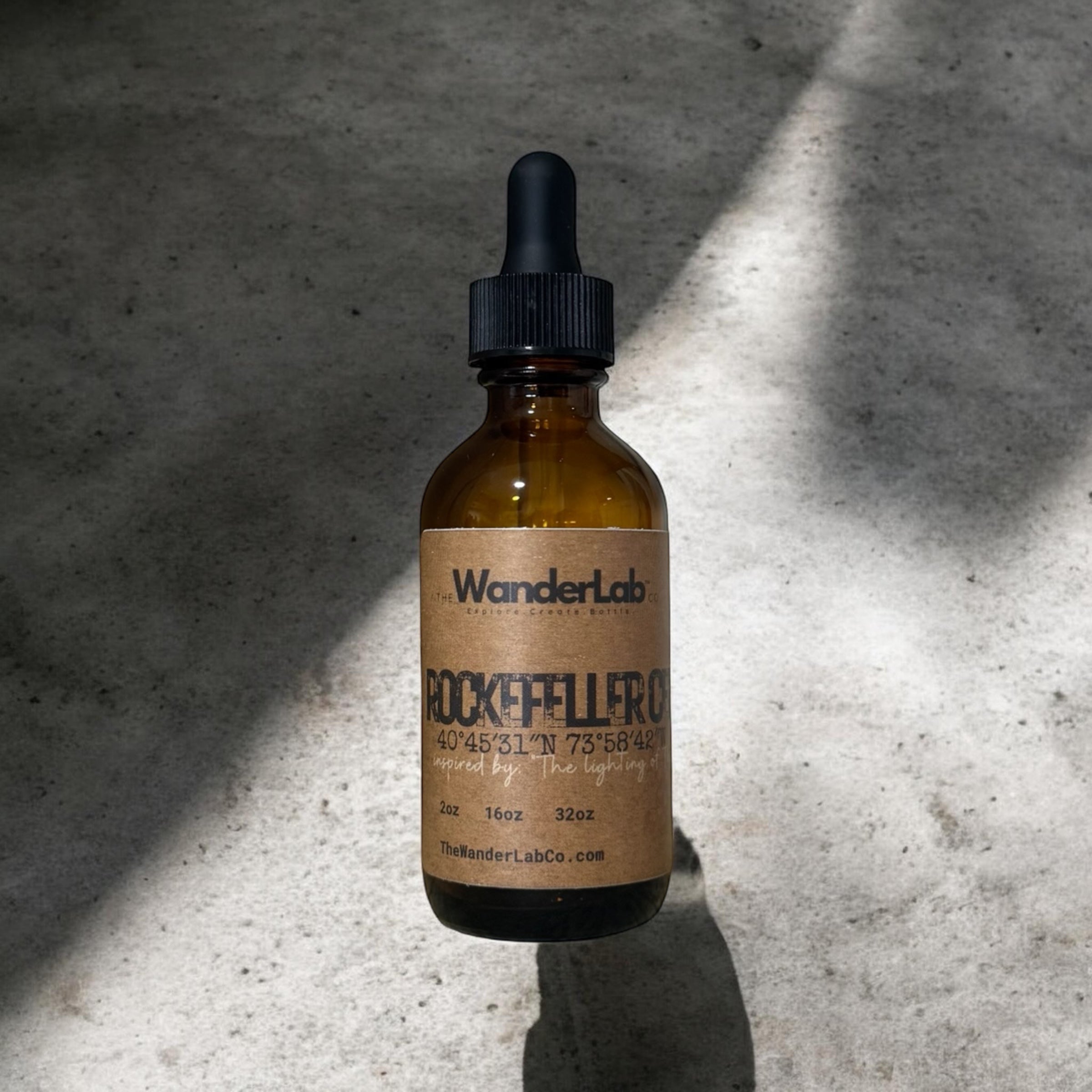 2oz sample size Rockefeller Center fragrance oil for professional soap and candle makers.